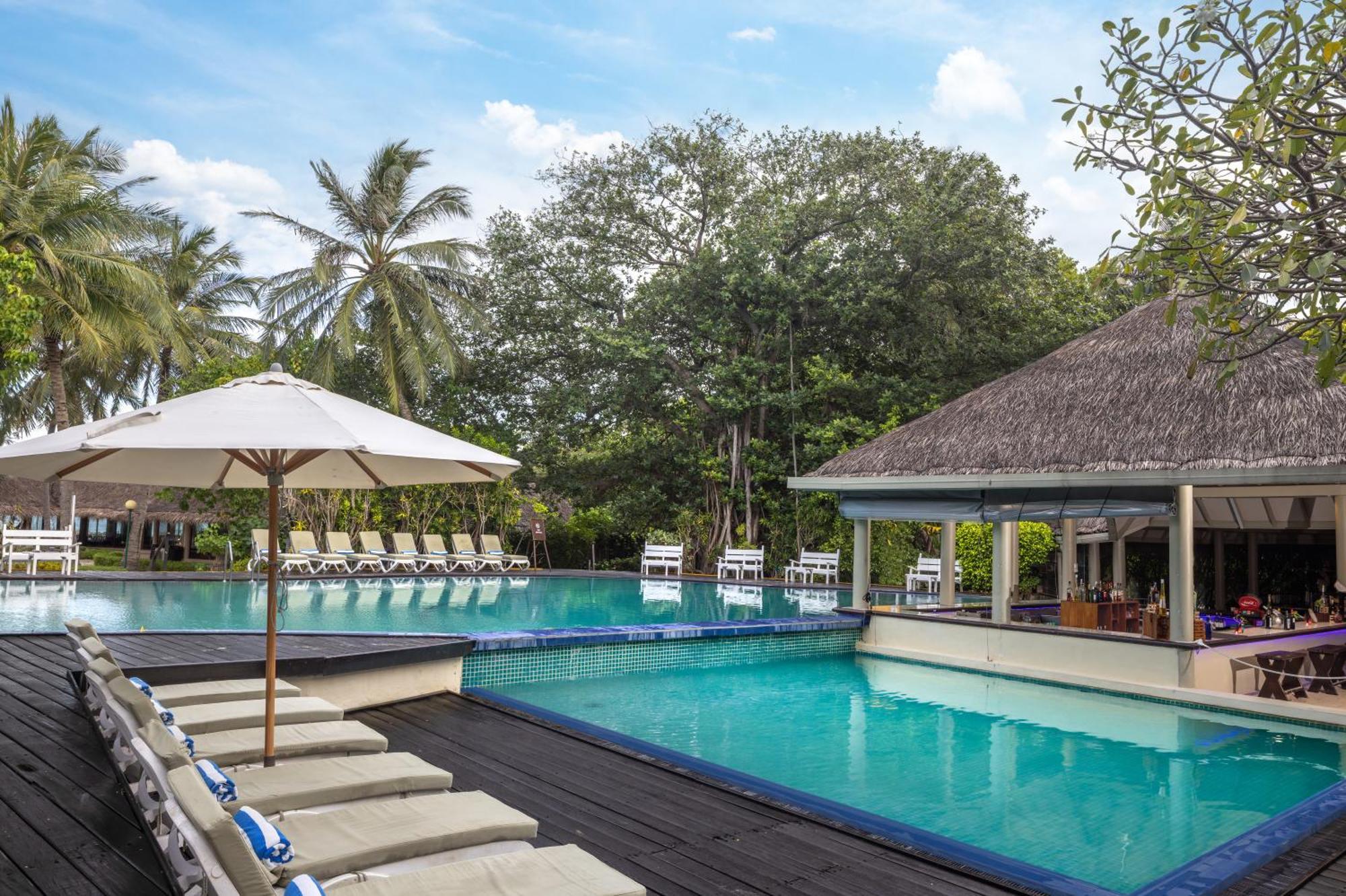 Beach Villa - The Maldives Lhohifushi ภายนอก รูปภาพ